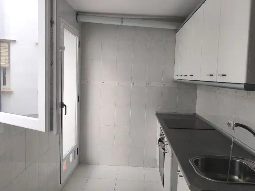 Küche von Wohnung zur Miete in Ciudad Real Capital mit Terrasse und Balkon