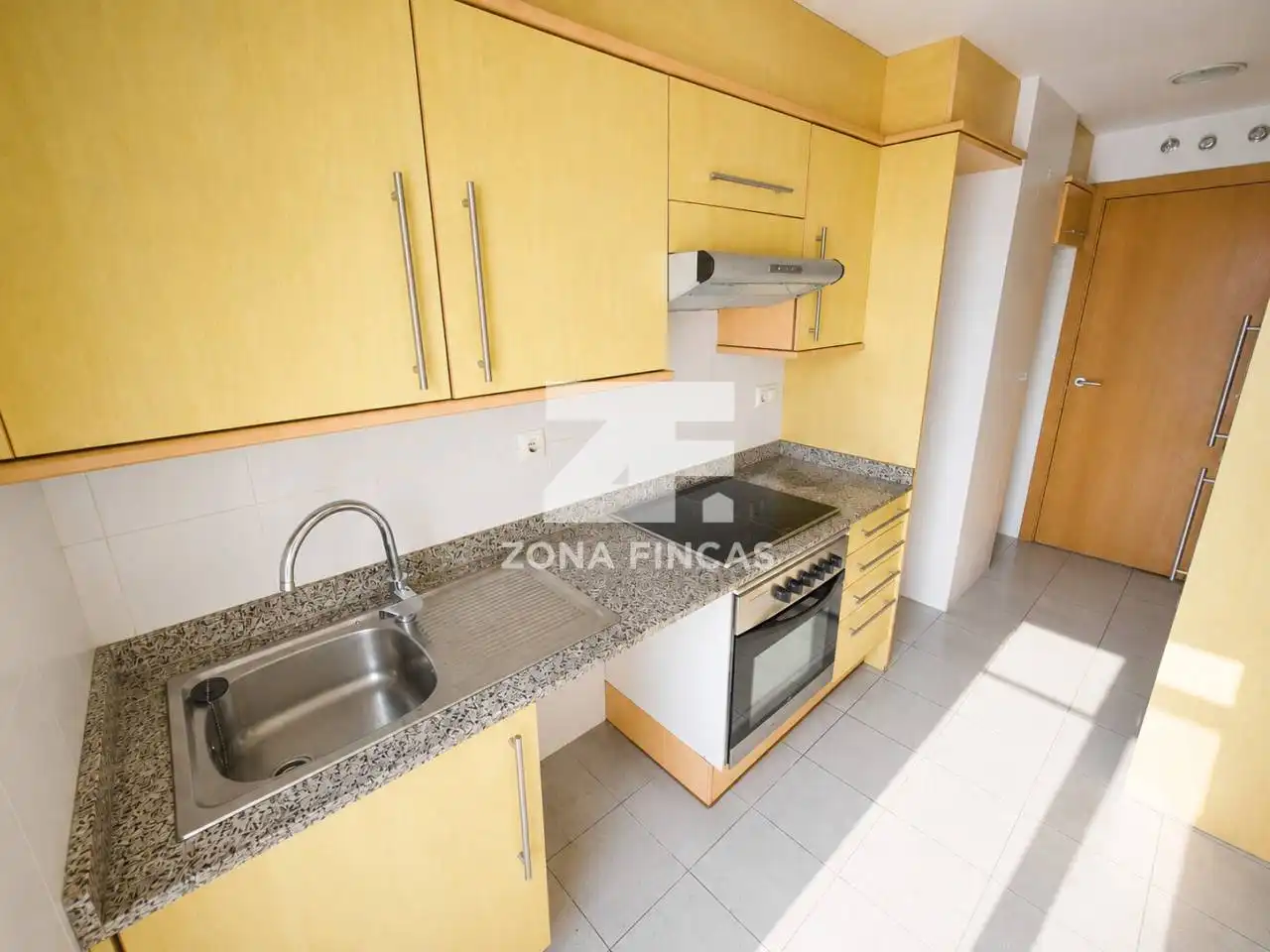 Cocina de Piso en venta en Badalona con Aire acondicionado, Calefacción y Parquet
