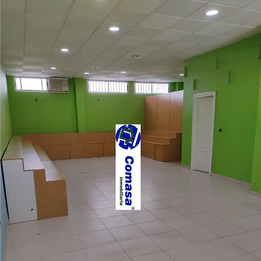 Gewerbefläche zur Miete in Martos, imagen 3