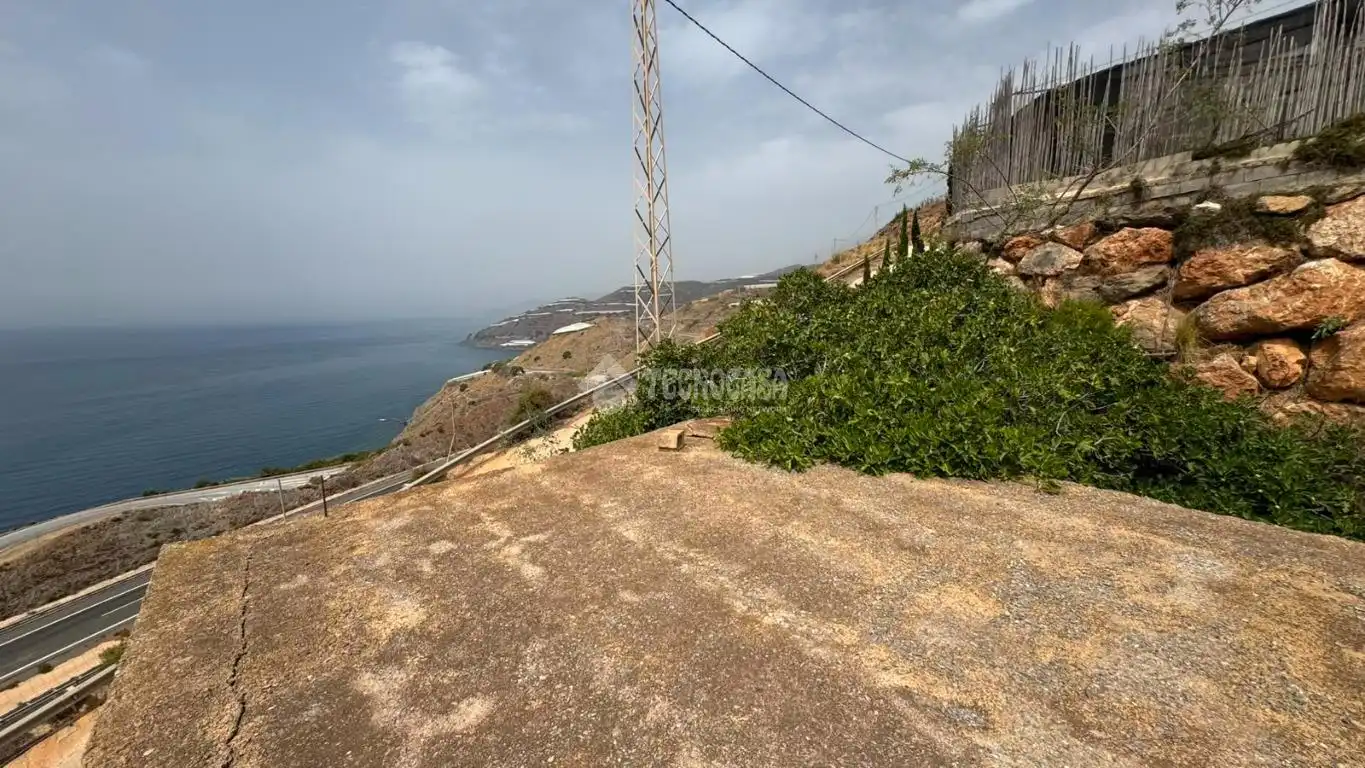 Terreno en venta en Albuñol
