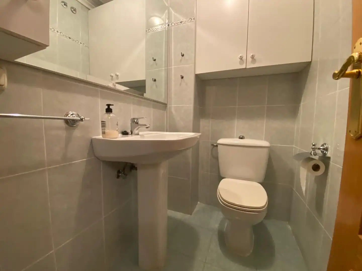 Bathroom of Apartments for rent in Albacete  with Air Conditioner, Heating and Furnished
