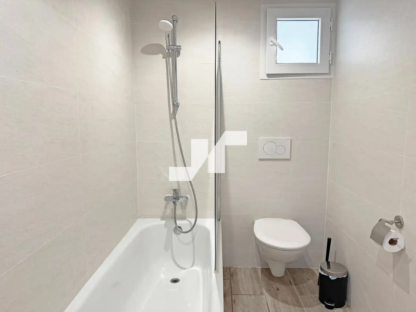 Bathroom of Flat for sale in Burriana / Borriana  with Air Conditioner, Heating and Terrace