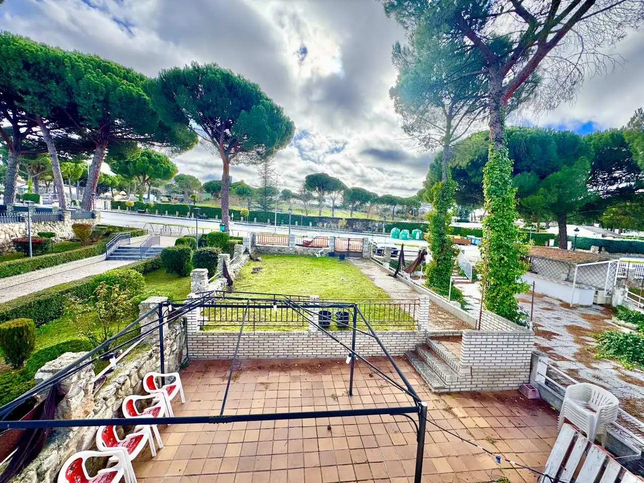 Jardín de Local en venta en Maello con Aire acondicionado