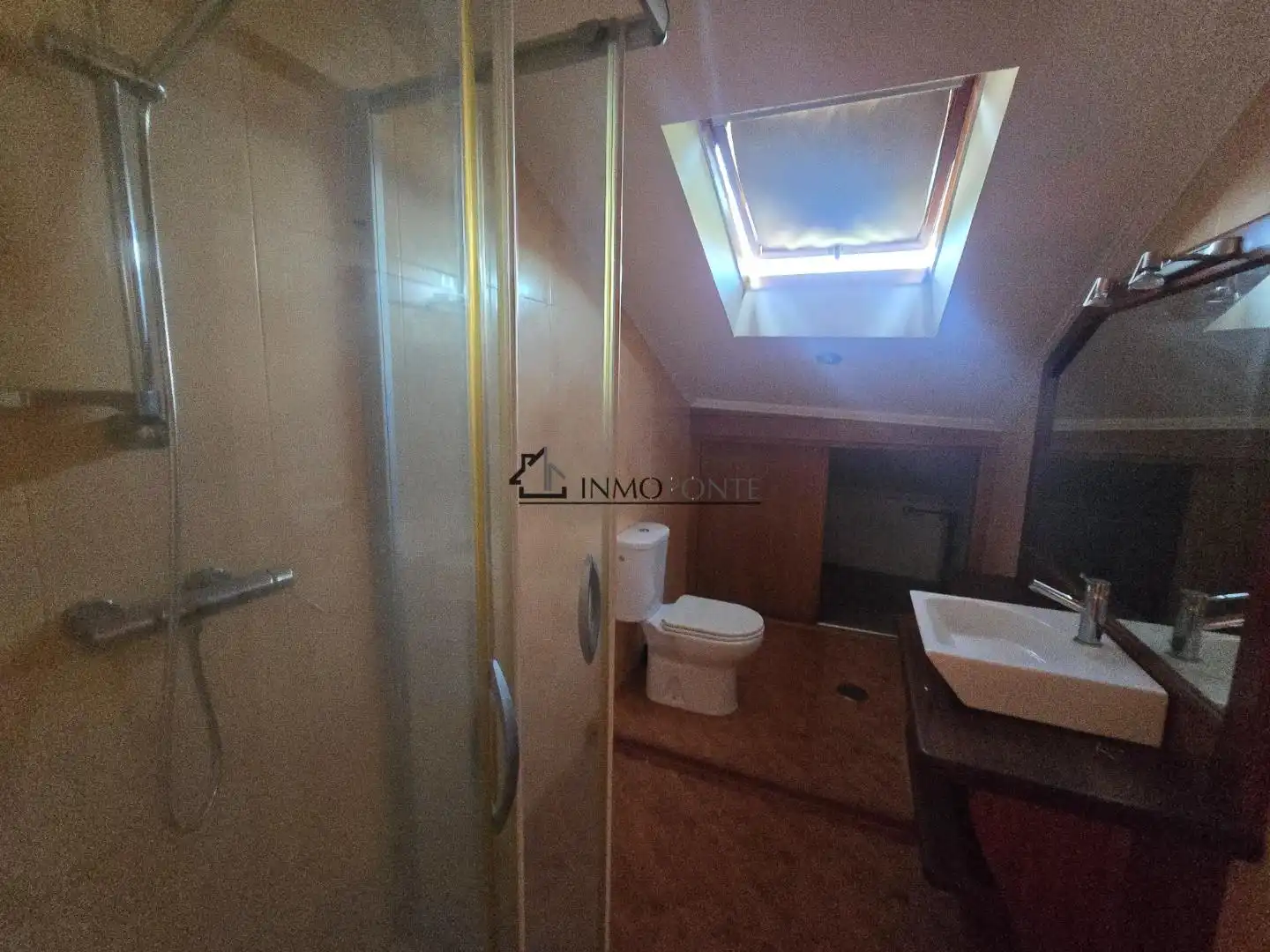 Bathroom of Flat for rent in Soutomaior  with Heating, Terrace and Balcony