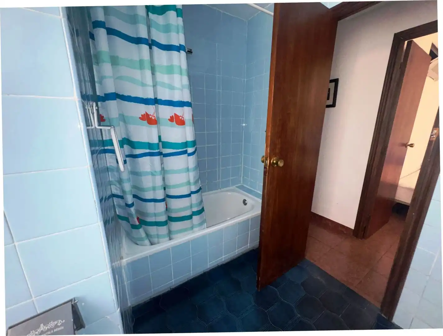 Badezimmer von Wohnungen zum Verkauf in Alicante / Alacant mit Terrasse und Möbliert
