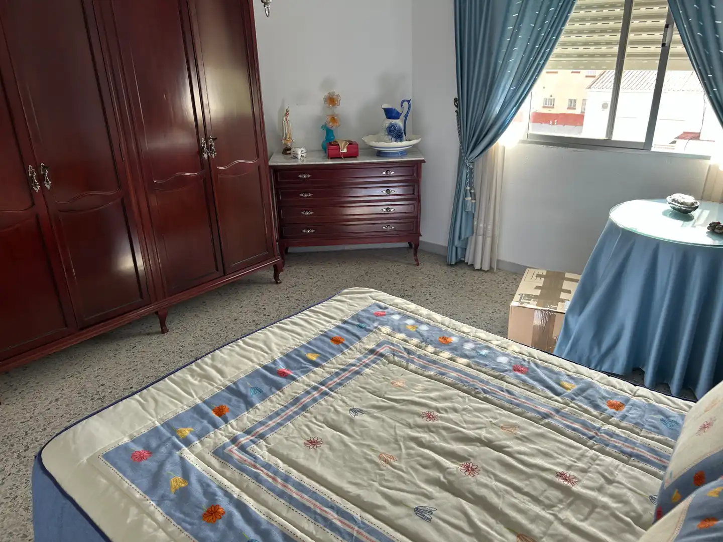 Bedroom of Flat for sale in Vélez-Málaga  with Air Conditioner, Terrace and Furnished