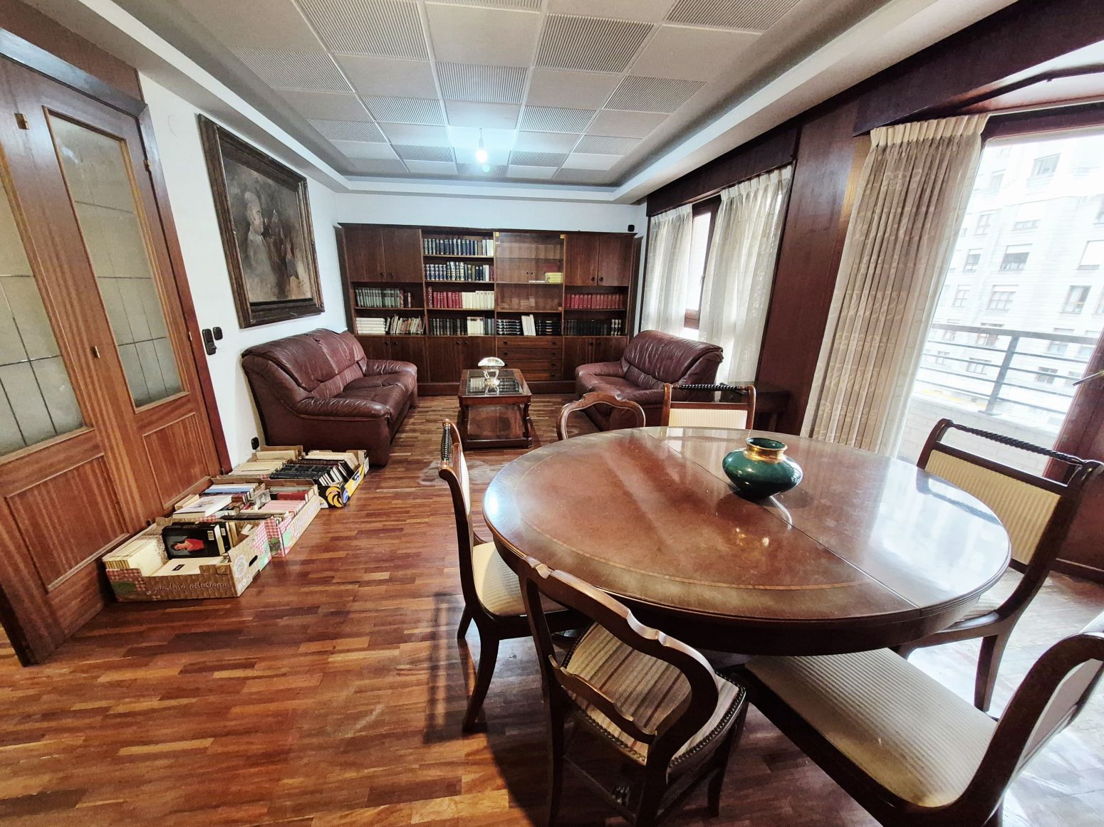 Sala d'estar de Pis en venda en Avilés amb Calefacció, Parquet i Terrassa