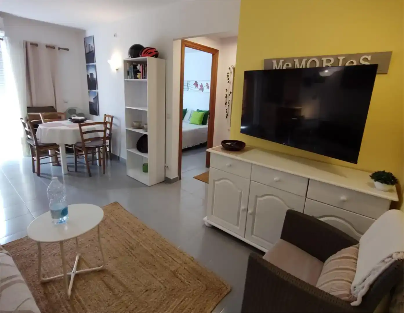 Sala d'estar de Pis de lloguer en Pollença amb Aire condicionat, Moblat i Forn