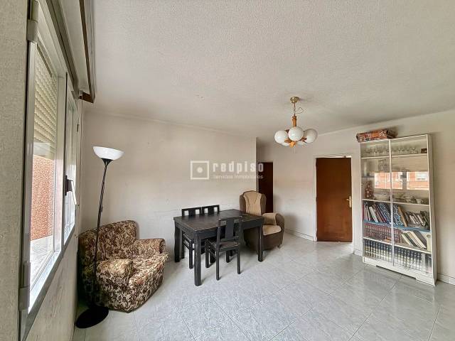 Piso en Venta en POETA BLAS DE OTERO en Ventas