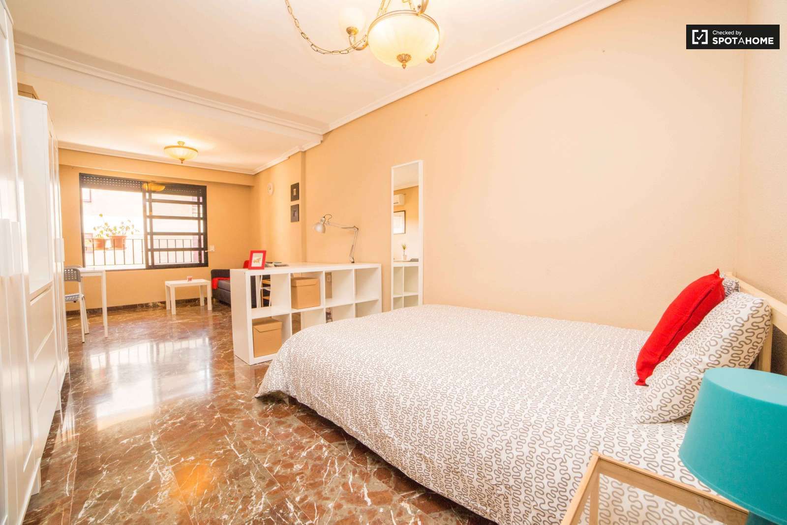 Flat to share in Barrio de Patraix