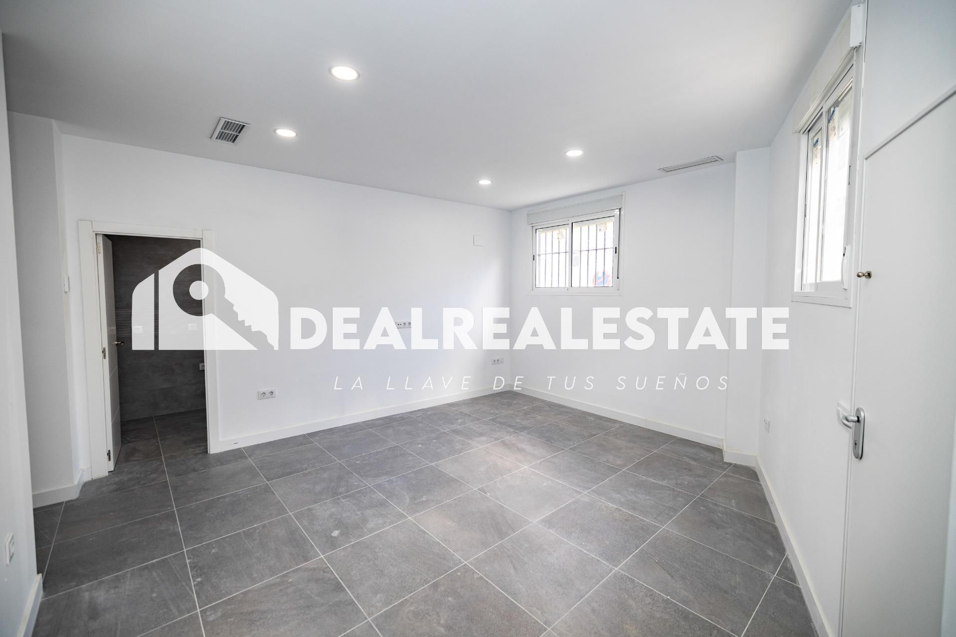 Flat for sale in La Algaba  with Air Conditioner, Heating and Community pool