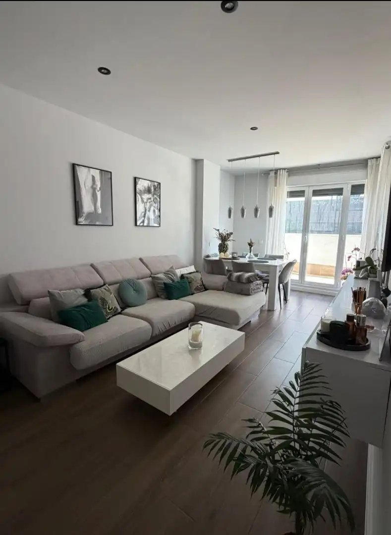 Living room of Ground floor for sale in Madrid  with Air Conditioner, Heating and Private garden