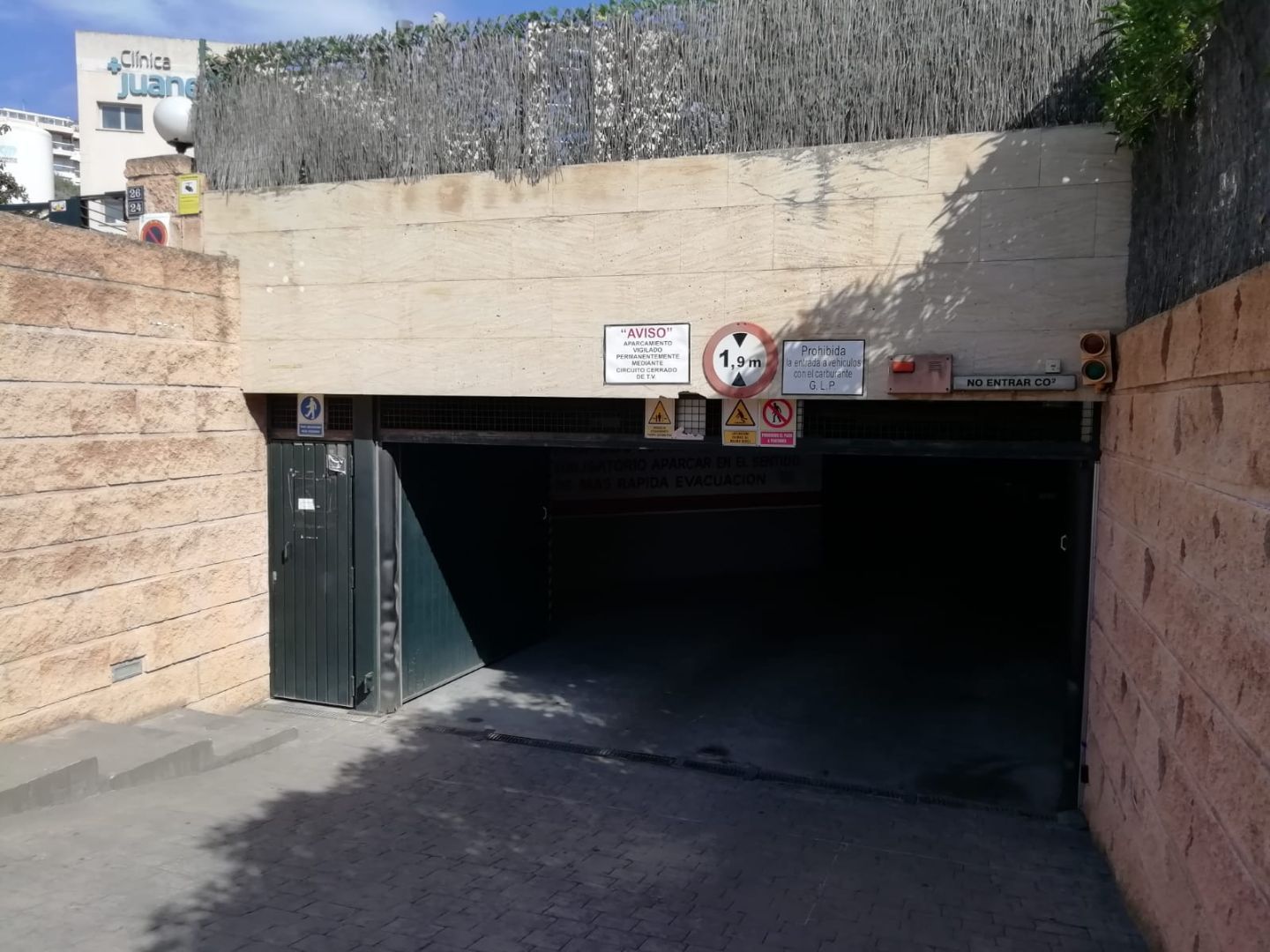 Parking de Garaje en venta en  Palma de Mallorca con Alarma