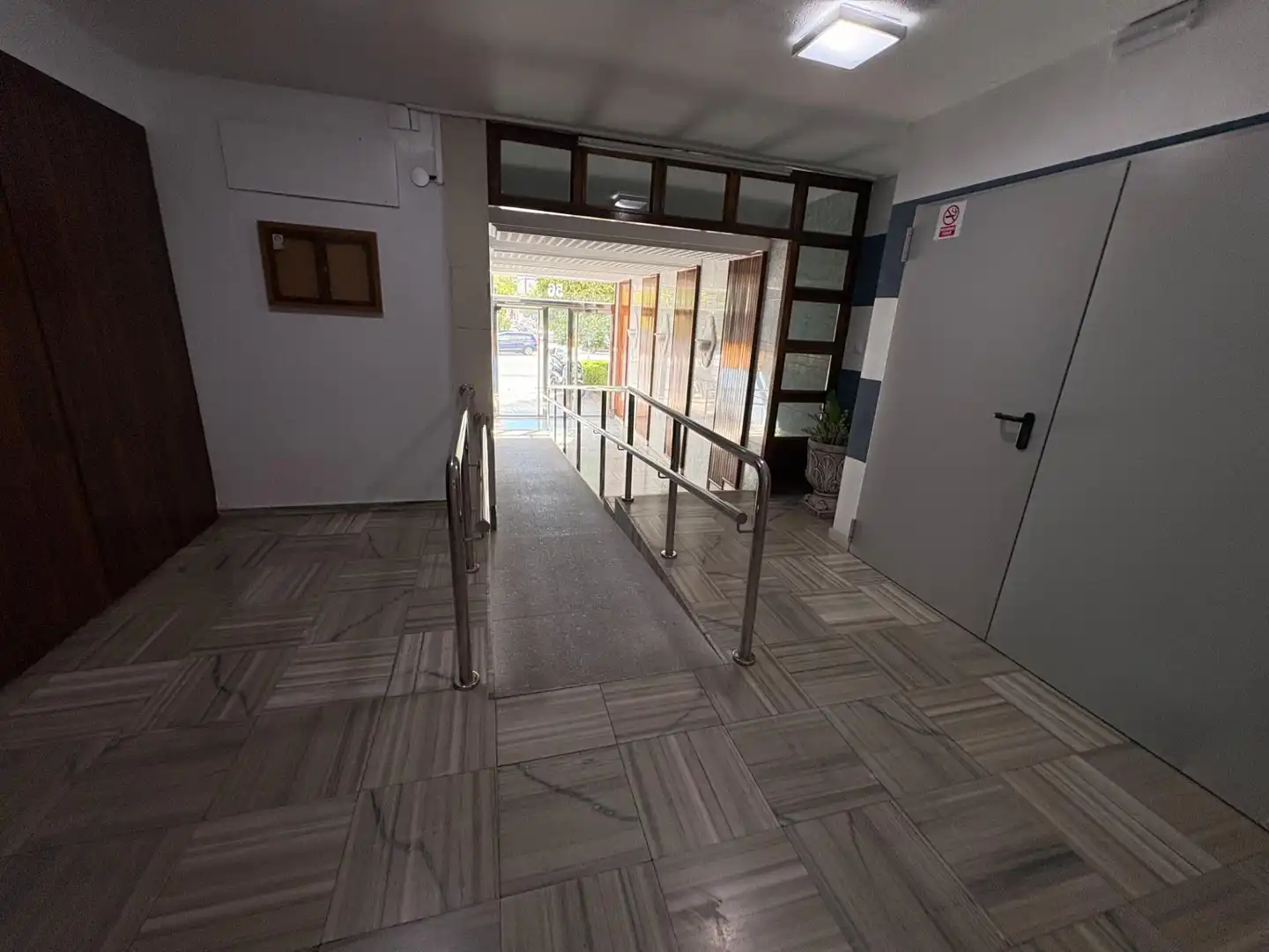 Wohnung zur Miete in Sur