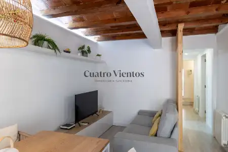 Sala d'estar de Pis en venda en Barcelona amb Aire condicionat, Calefacció i Parquet