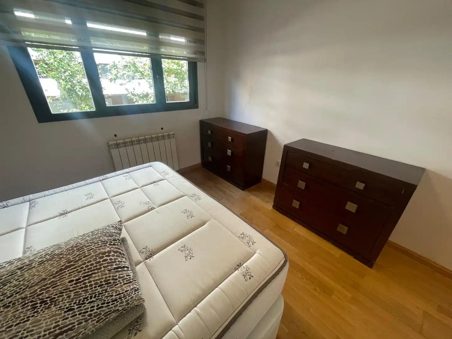Habitación de Piso de alquiler en Zaragoza con Aire acondicionado, Calefacción y Parquet