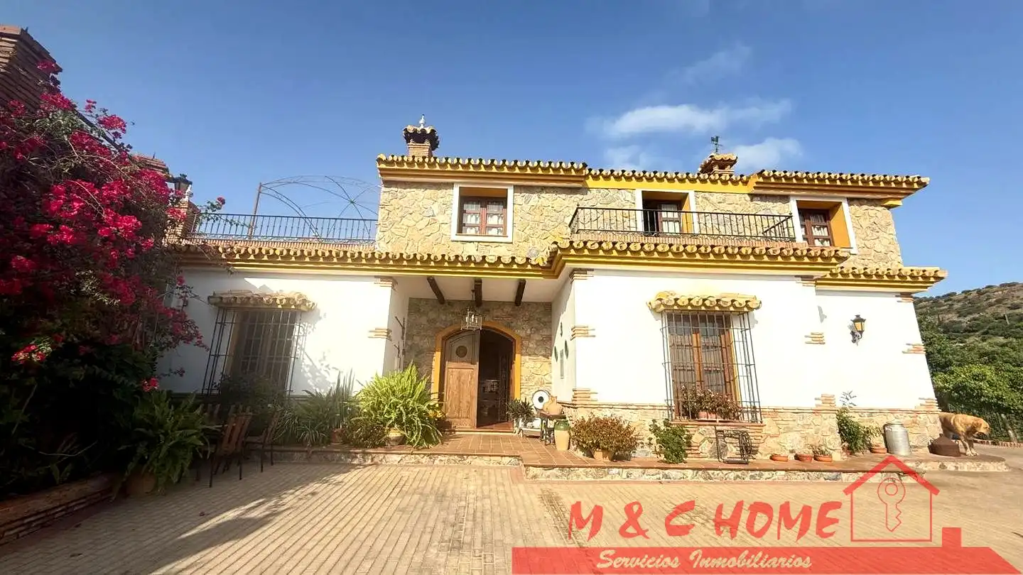 House with pool for sale in Churriana, imagen 3