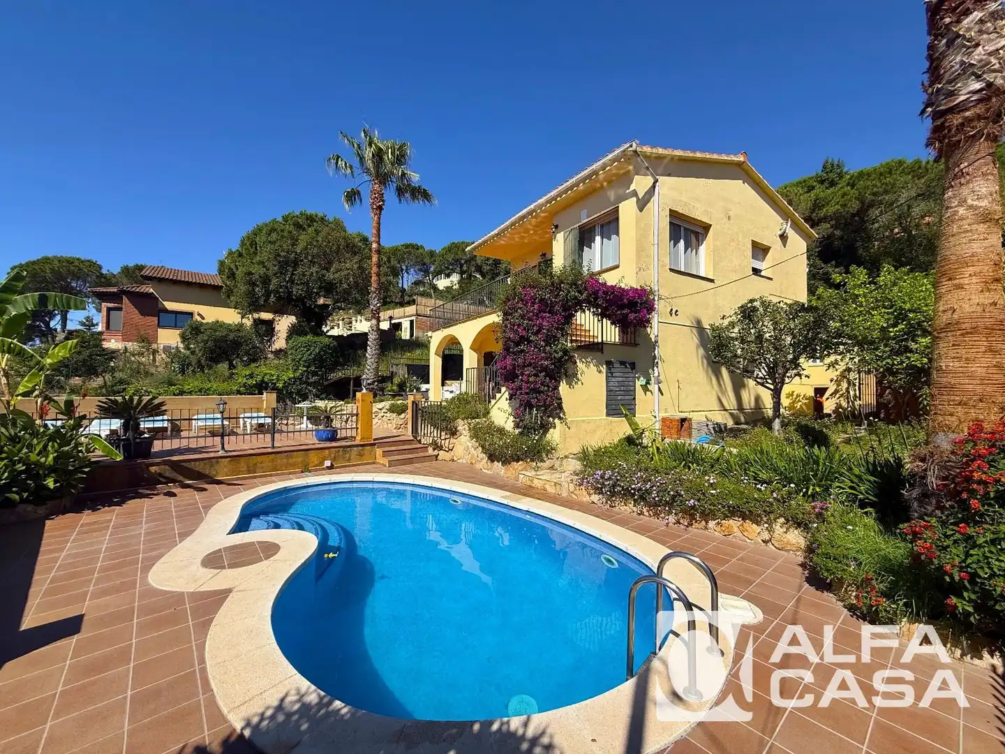 Exterior view of Houses for sale in Lloret de Mar  with Heating, Terrace and Storage room