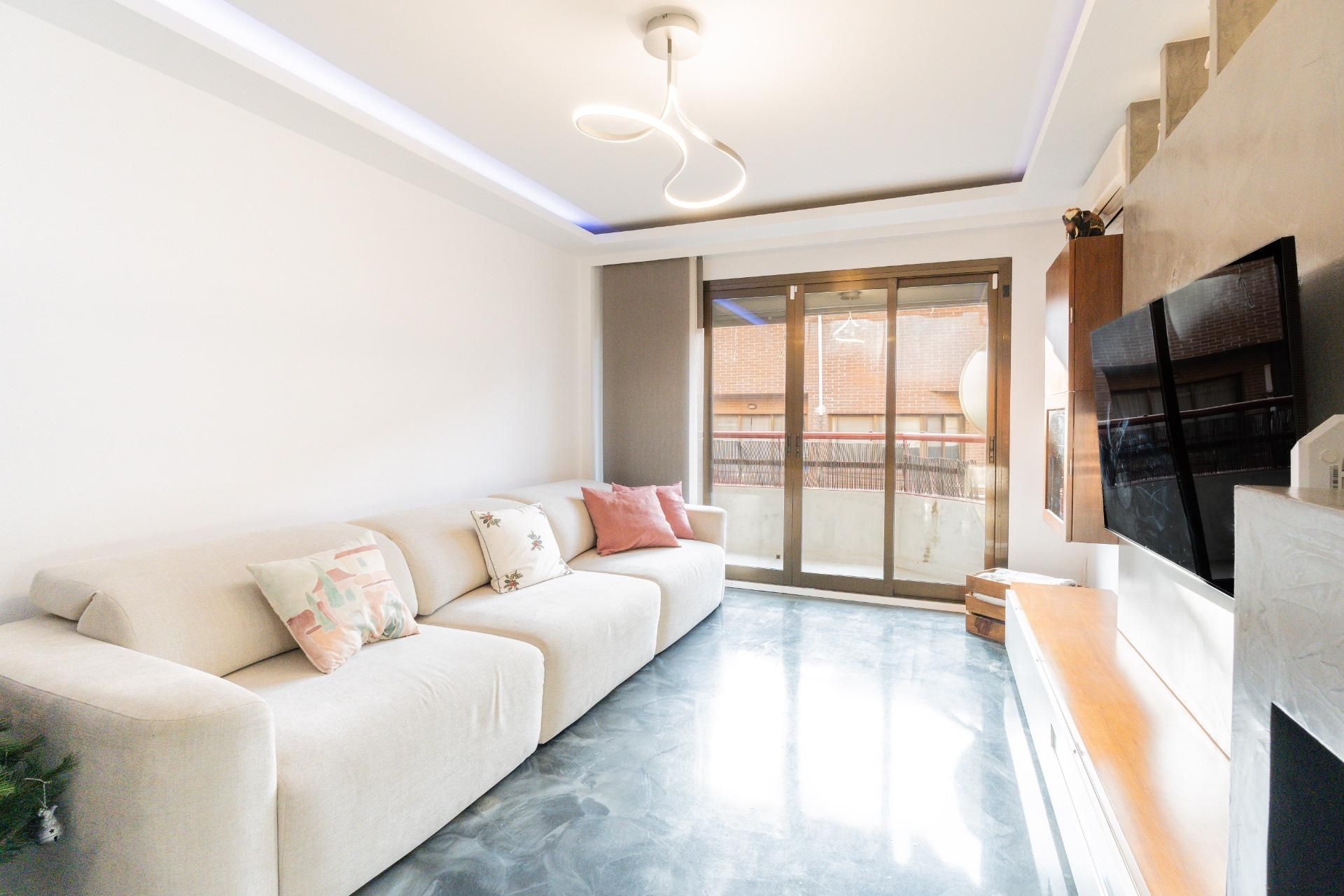 Living room of Attic for sale in Burjassot  with Air Conditioner, Heating and Terrace