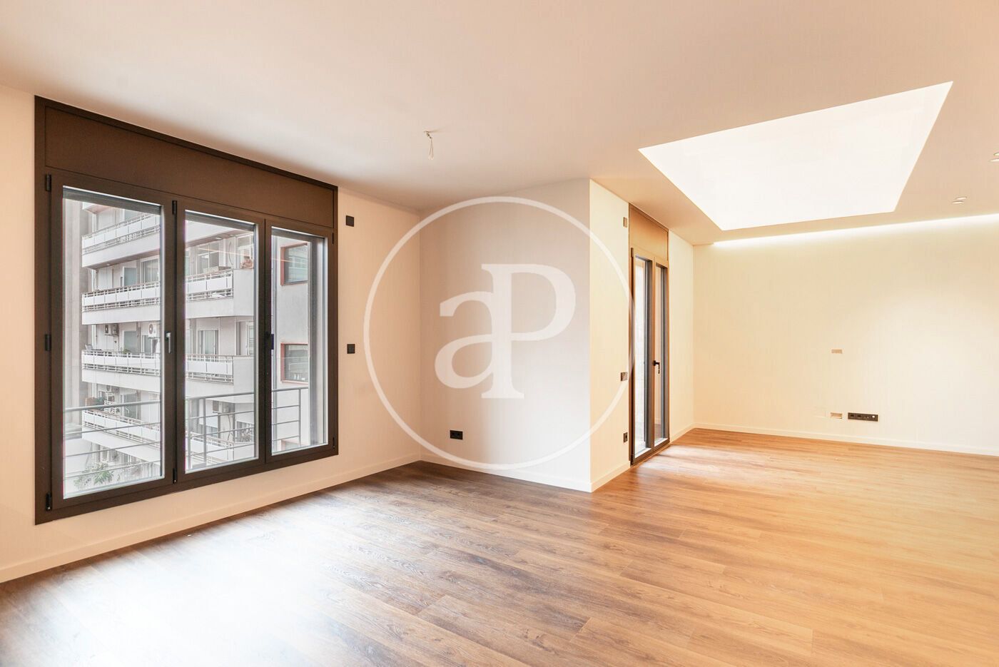 Flat for sale in  Barcelona Capital  with Air Conditioner, Heating and Balcony