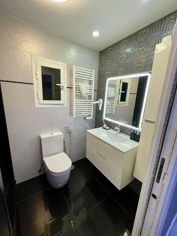 Baño de Piso en venta en Alcalá de Henares con Aire acondicionado, Calefacción y Terraza