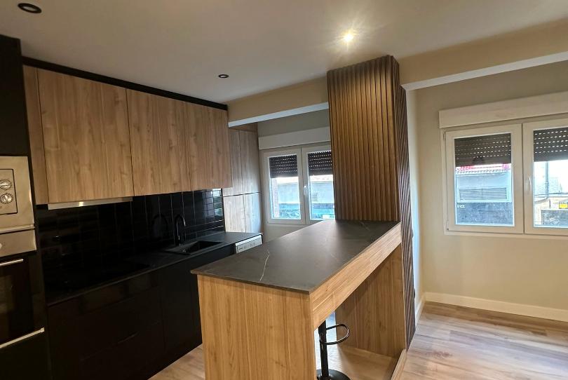 Foto 1 de Pis en venda a Calle Ramón Bautista Clavería, La Felguera, Asturias