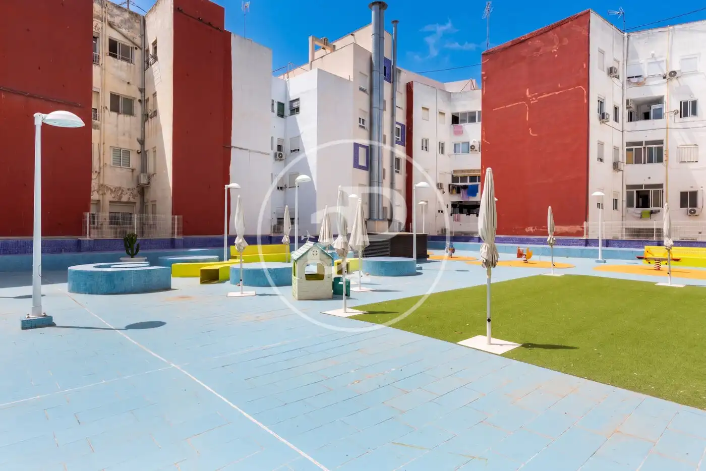 Außenansicht von Dachboden zum Verkauf in Valencia mit Klimaanlage, Heizung und Privatgarten