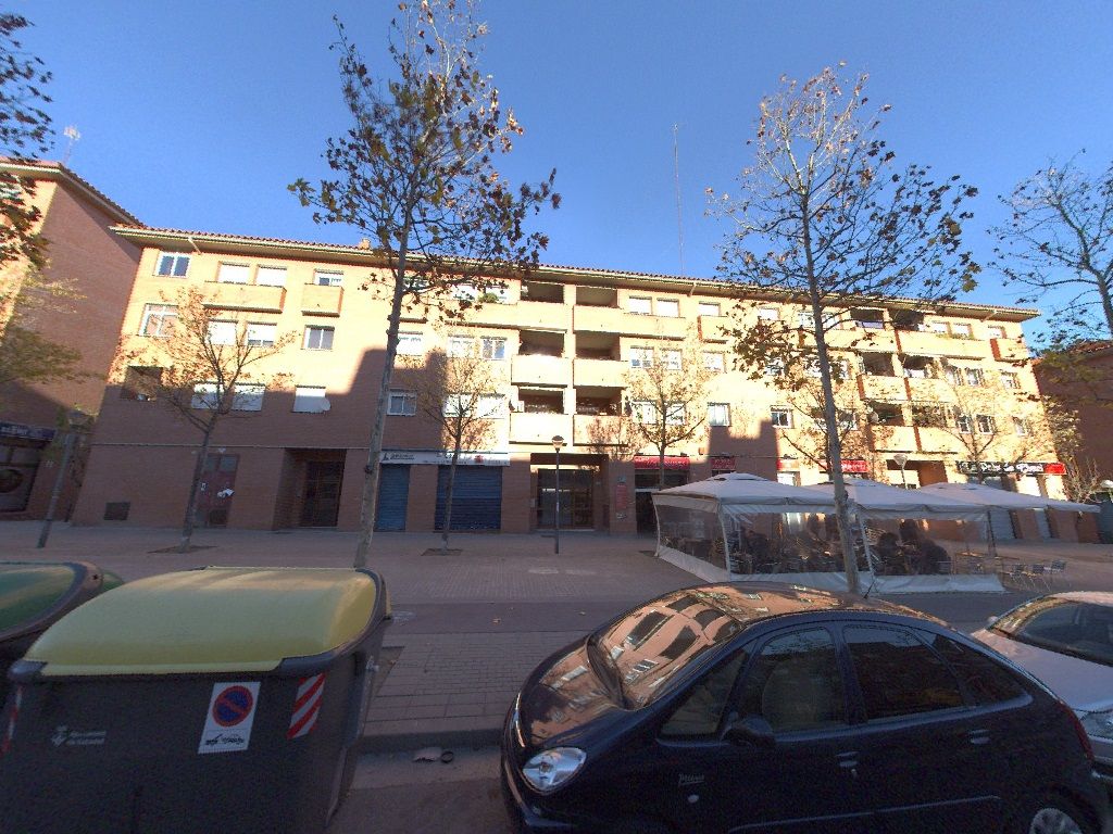 Vista exterior de Pis en venda en Sabadell