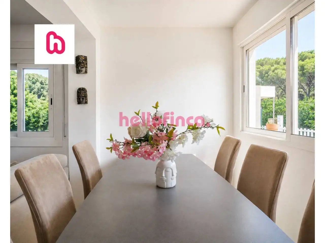 Chalet con jardín en venta en Calle Penedès, imagen 4