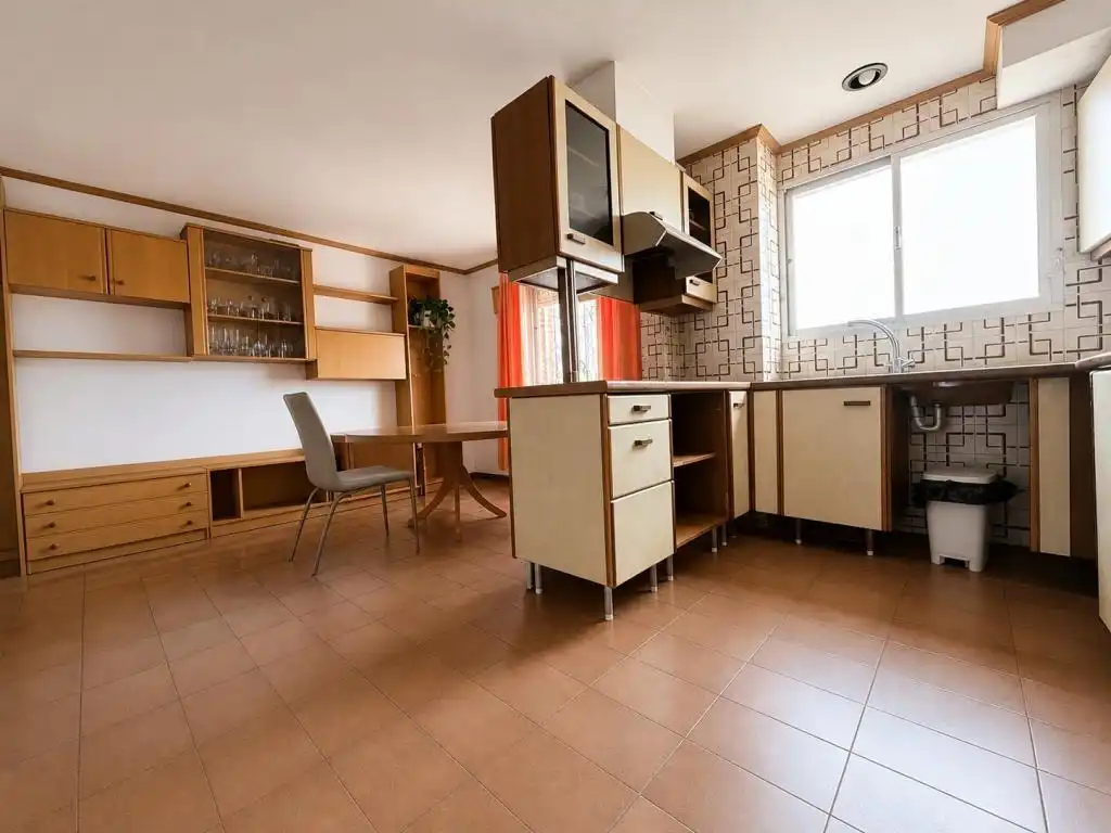Piso con ascensor en venta en Carretera de Cádiz, imagen 2