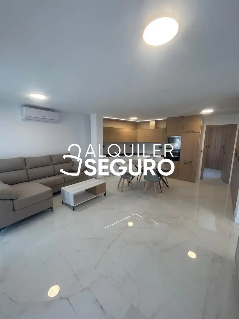Flat to rent in Real