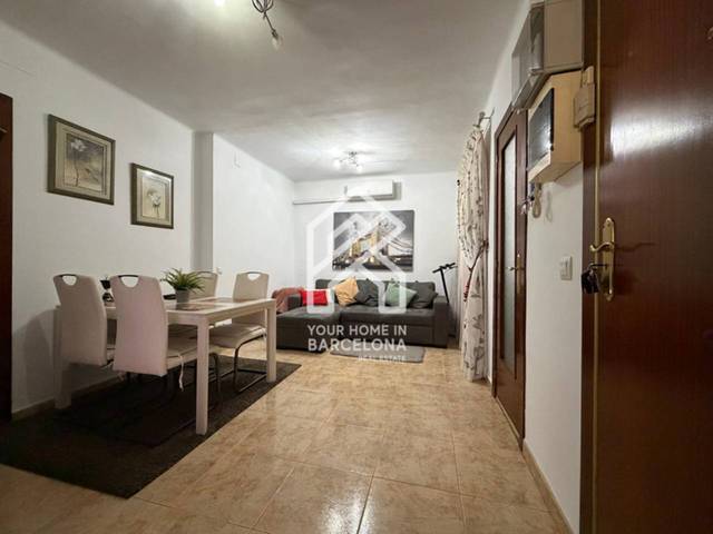 Piso en Venta en Calle Joaquim Sostres en Eixample Sud - La Barceloneta