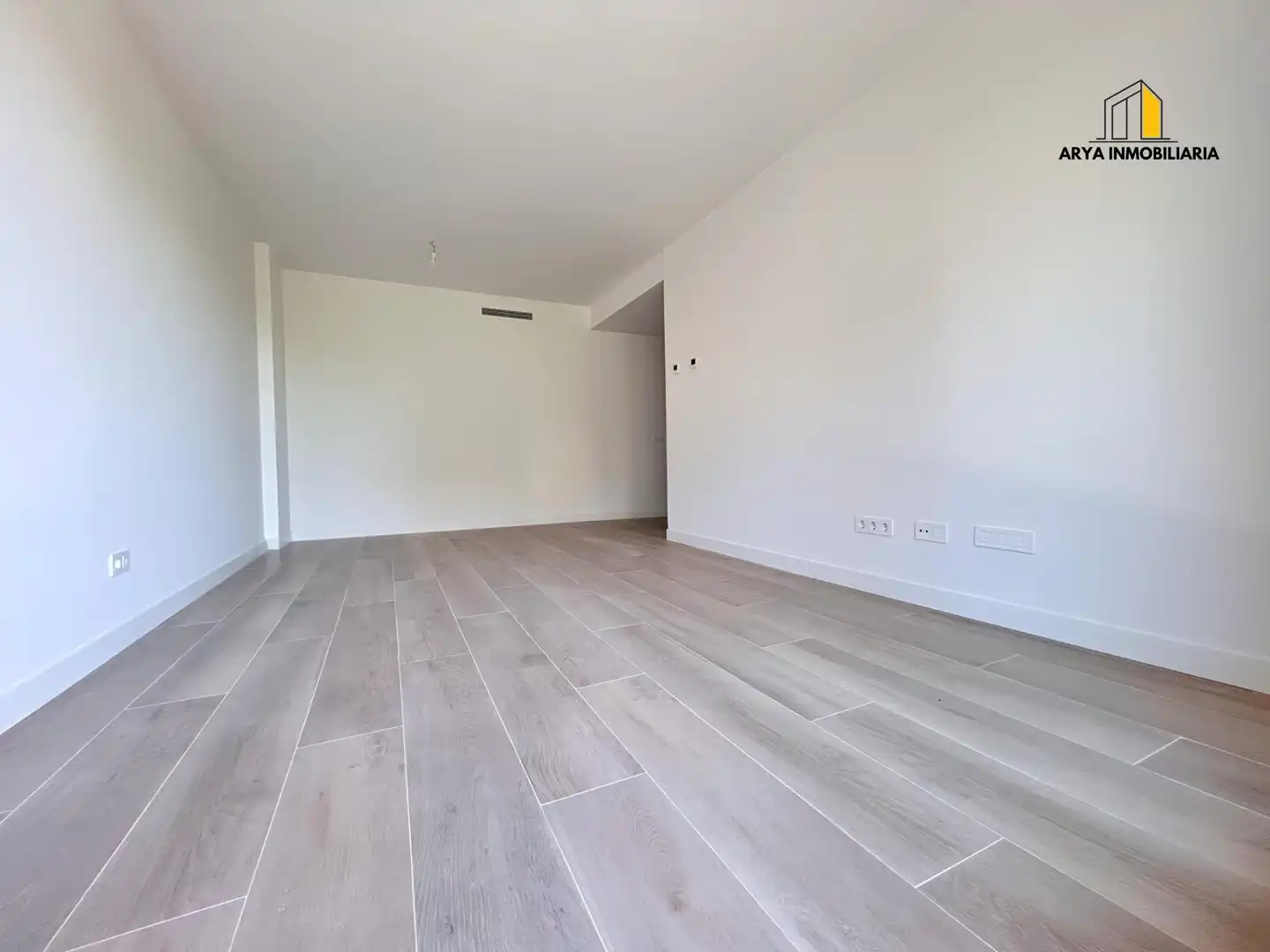 Living room of Flat for sale in Torrejón de Ardoz  with Heating, Terrace and Storage room