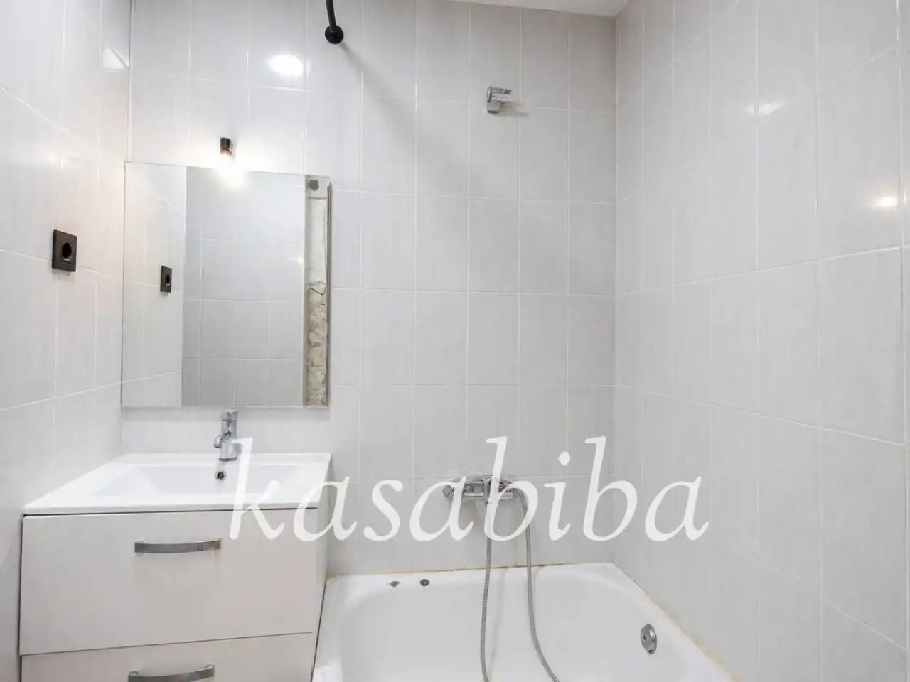 Bathroom of Flat for sale in Valencia