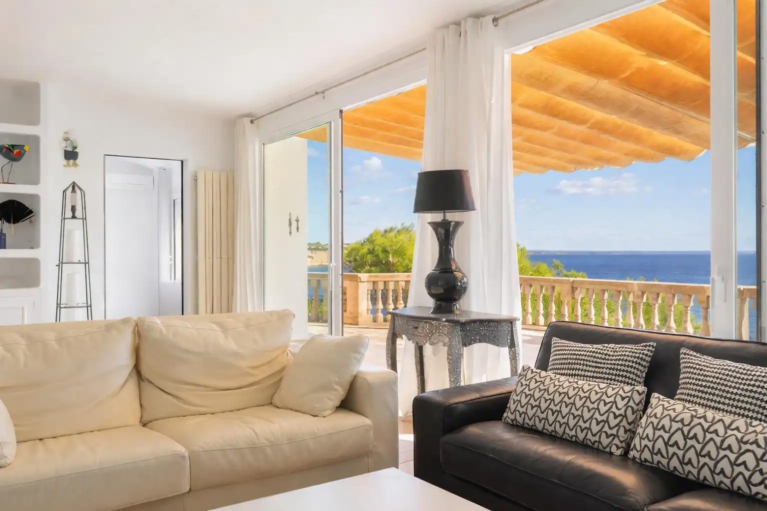 Sala d'estar de Casa o xalet en venda en Llucmajor amb Aire condicionat, Calefacció i Jardí privat