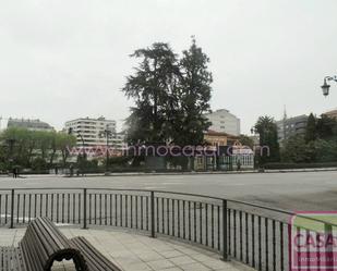 Vista exterior de Garatge de lloguer en Oviedo 