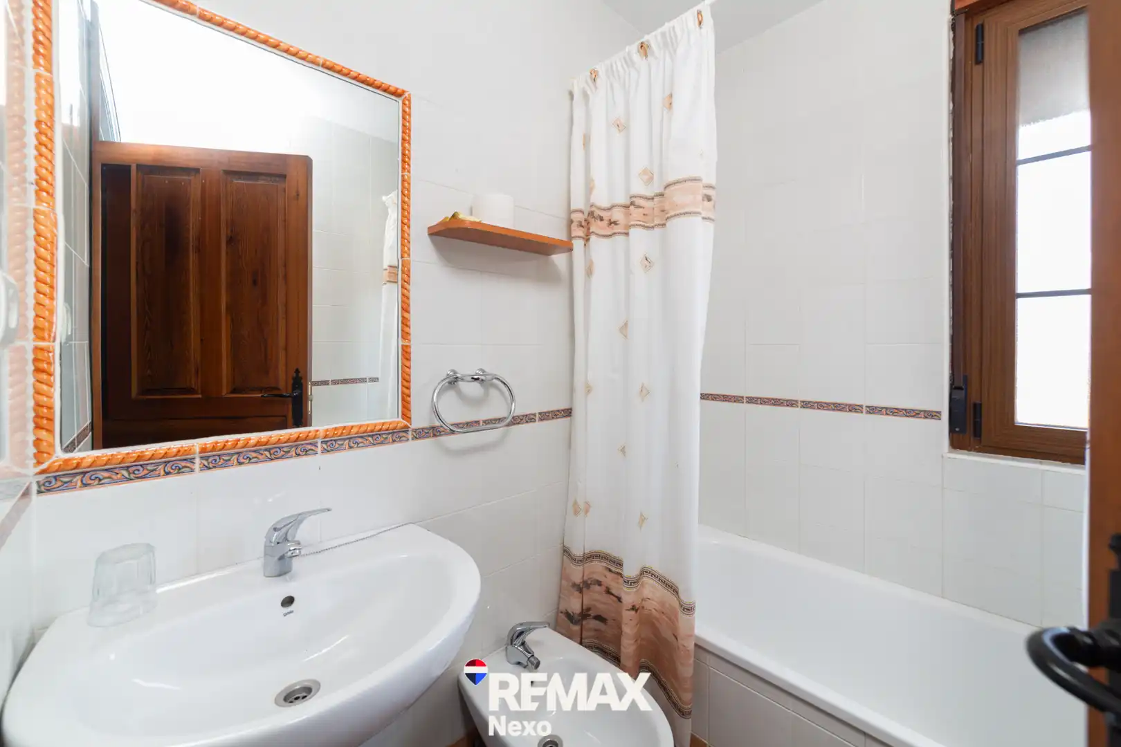 Bathroom of Buildings for sale in San Llorente