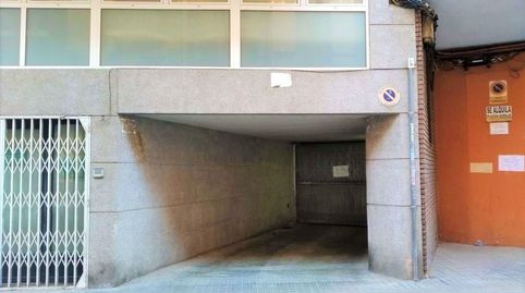 Foto 2 de Garaje en venta en Ausias March, L'Eixereta, Burjassot
