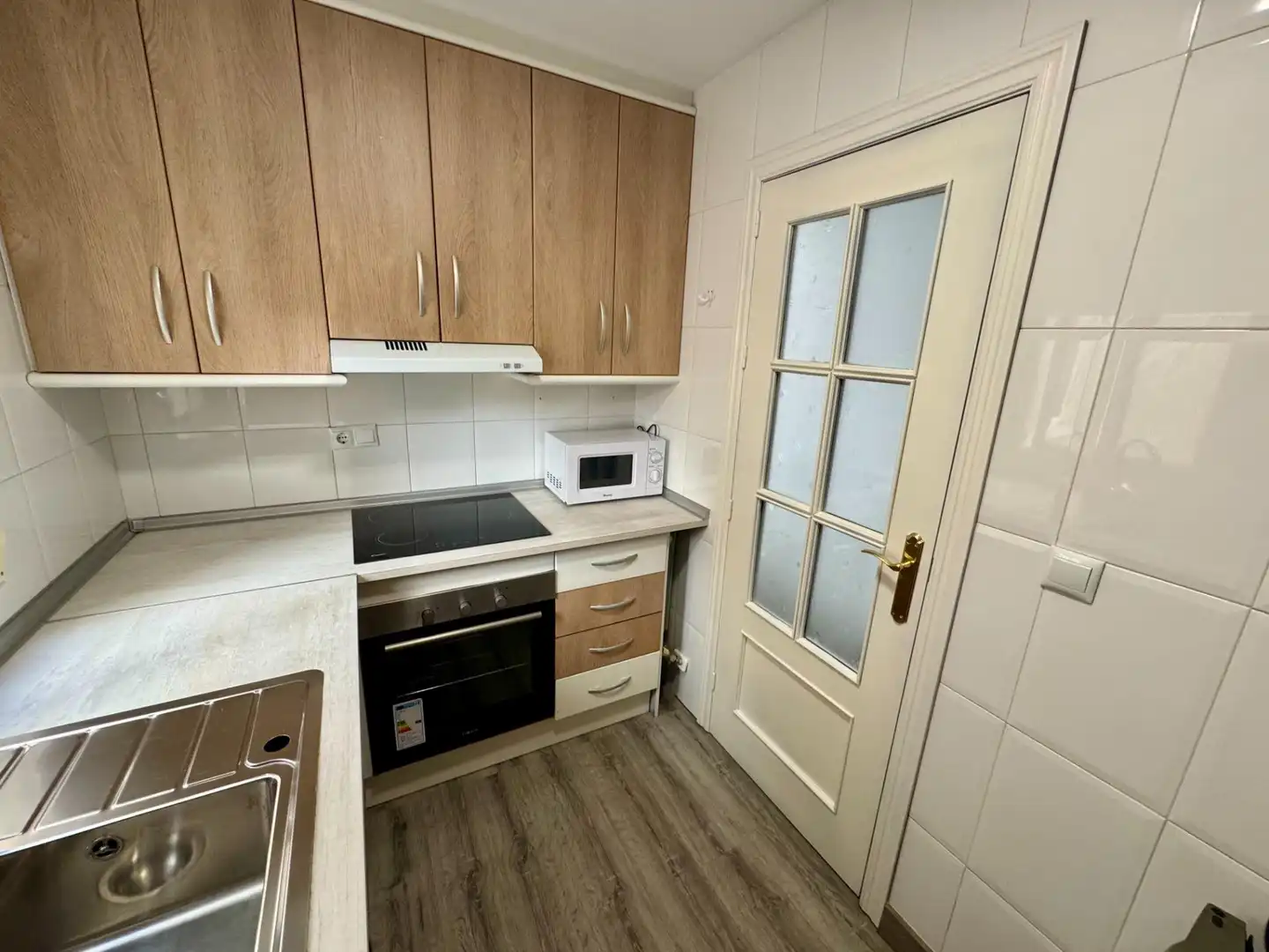 Kitchen of Apartments for rent in Armilla  with Furnished