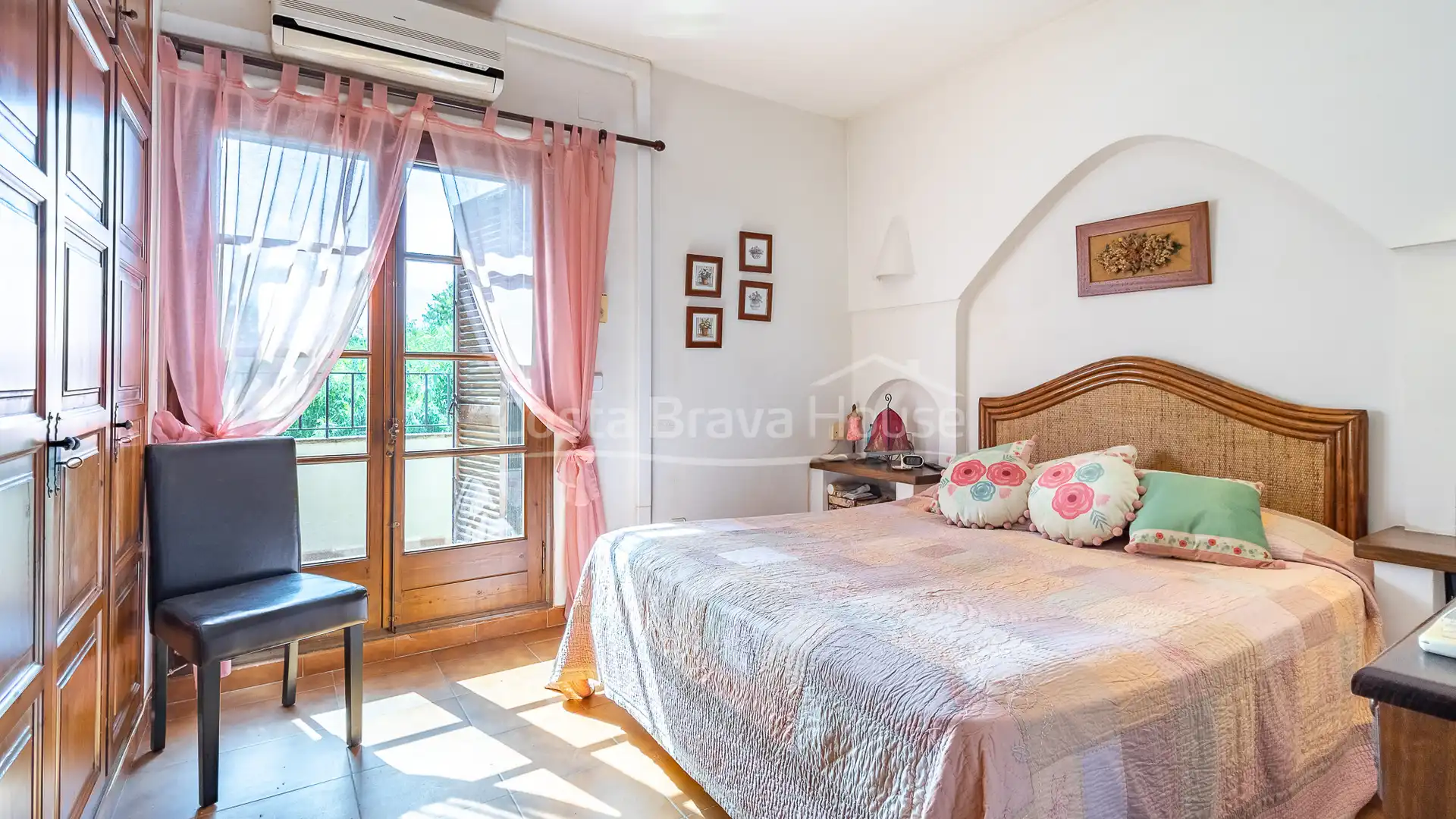 Bedroom of Detached homes for sale in Pals  with Air Conditioner, Heating and Private garden