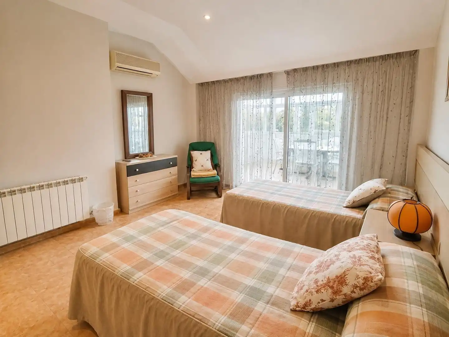 Bedroom of Duplexes for sale in Arganda del Rey  with Air Conditioner, Terrace and Storage room