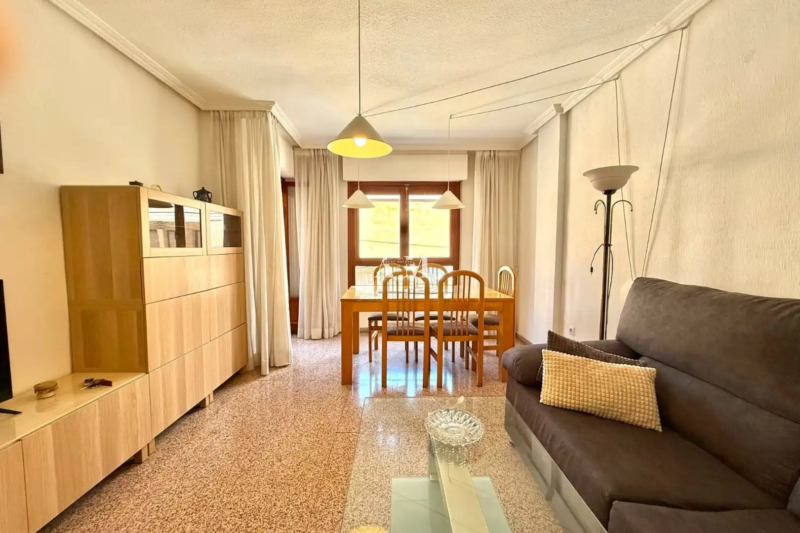 Sala de estar de Apartamento de alquiler en Almoradí con Calefacción, Terraza y Amueblado