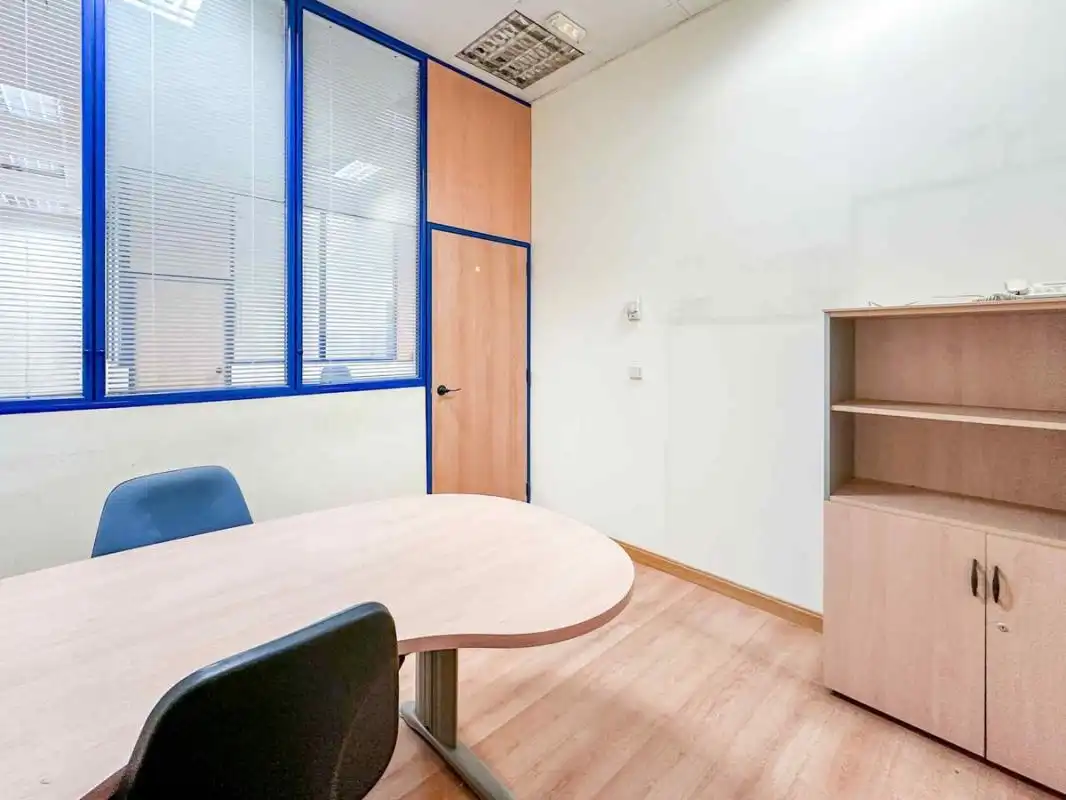 Bureau avec ascenseur à vendre à Calle de Isabel Colbrand, imagen 52