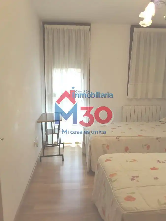 Habitación de Apartamento en venta en Miranda de Ebro con Calefacción, Parquet y Terraza