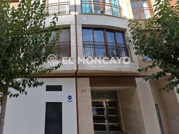 Apartamento con ascensor en venta en Calle CONCEJAL EMILIO TARRAGA