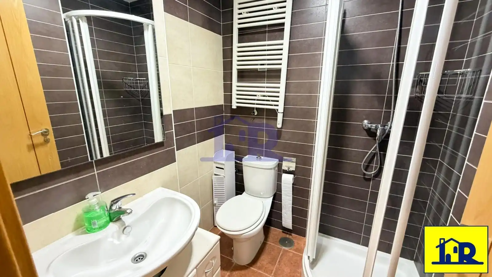 Baño de Piso en venta en Chillarón de Cuenca con Aire acondicionado, Calefacción y Parquet