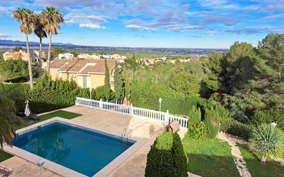 Jardí de Casa o xalet en venda en Chiva amb Aire condicionat, Calefacció i Jardí privat