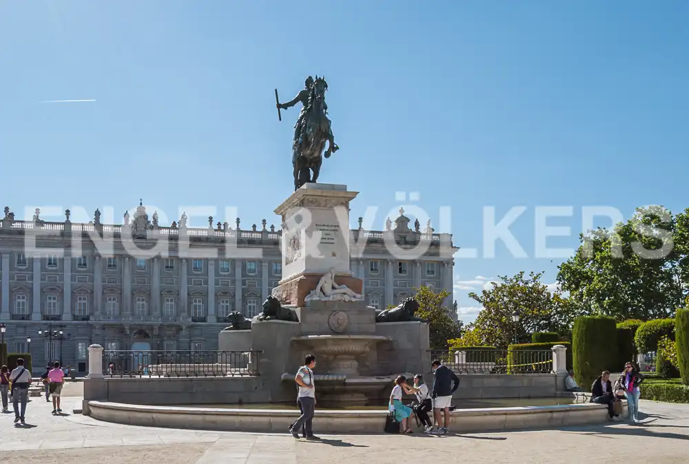 Exterior view of Flat for rent in Madrid  with Heating, Furnished and Balcony