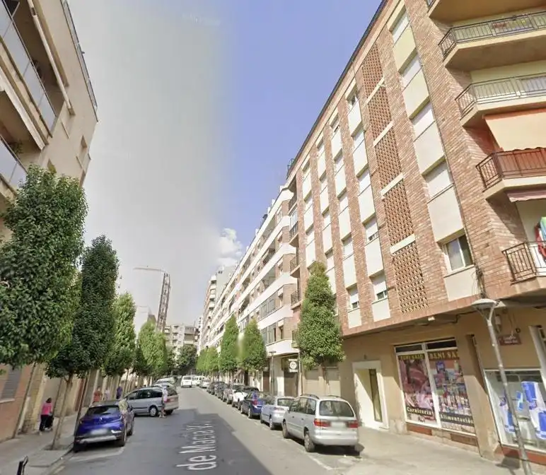 Piso con terraza en venta en MACIA VILA