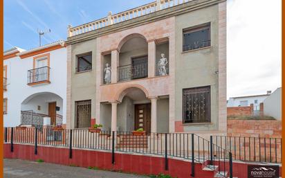 Vista exterior de Casa o xalet en venda en Teba amb Calefacció, Parquet i Terrassa